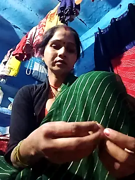 Jooli xx online show from March 2026 02:55:01 PM