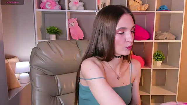 Alisha Green online show from September 2025 08:38:01 AM