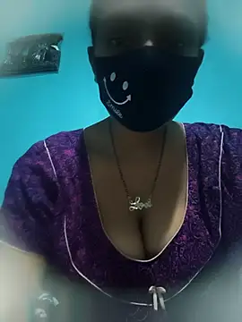 posewith online show from October 2025 08:52:01 PM