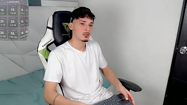 yankees  online show from November 2025 03:23:02 AM