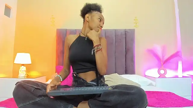 Kiaraa y Her Crazy online show from January 2026 03:53:01 AM