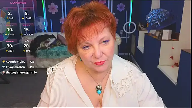 Kira Kenett online show from December 2025 07:03:02 AM