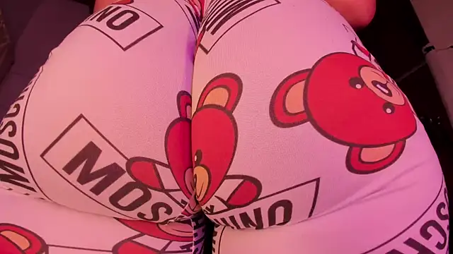 Snapshot of Gabby_Haze chatting on February 2026 11:23:01 PM Gabby Haze online show from February 2026 11:23:01 PM