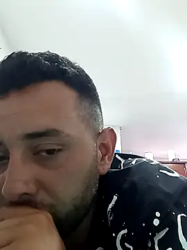 angelitocalientico online show from April 2026 07:26:01 PM