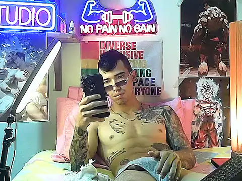 Strongcockfitness online show from September 2025 04:32:02 PM