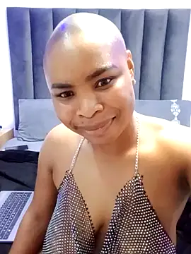 Snapshot of Sultry_Pet chatting on October 2025 08:54:02 PM Sultry Pet online show from October 2025 08:54:02 PM