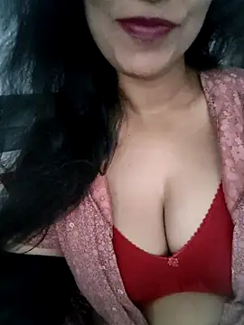 Snapshot of Deepa_Sharma143 chatting on April 2026 01:42:02 AM Deepa Sharma143 online show from April 2026 01:42:02 AM