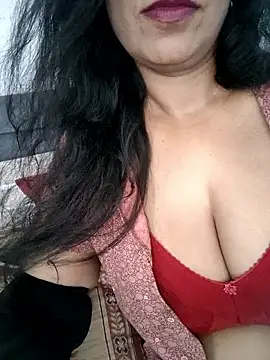 Snapshot of Deepa_Sharma143 chatting on April 2026 02:51:02 AM Deepa Sharma143 online show from April 2026 02:51:02 AM