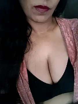 Snapshot of Deepa_Sharma143 chatting on April 2026 01:36:02 AM Deepa Sharma143 online show from April 2026 01:36:02 AM
