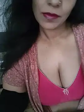 Snapshot of Deepa_Sharma143 chatting on June 2026 01:40:01 AM Deepa Sharma143 online show from June 2026 01:40:01 AM