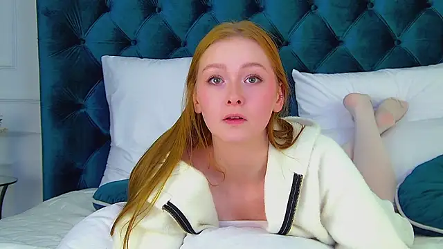 AgataFoxley online show from September 2025 08:09:02 AM