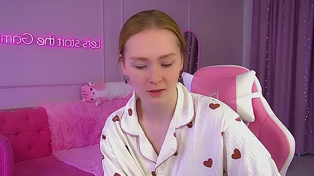 AgataFoxley online show from October 2025 07:06:01 AM