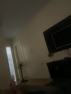 Viniciusbene online show from April 2026 12:30:01 PM