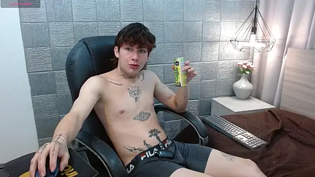 Iantwink18 online show from September 2025 09:12:01 AM