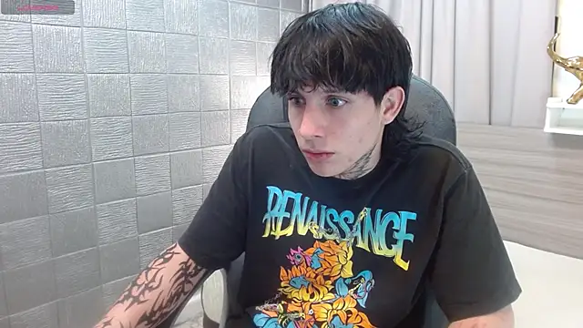 Iantwink18 online show from November 2025 03:12:02 PM