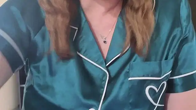 Snapshot of aussiepeaches chatting on March 2026 02:39:02 AM aussiepeaches online show from March 2026 02:39:02 AM