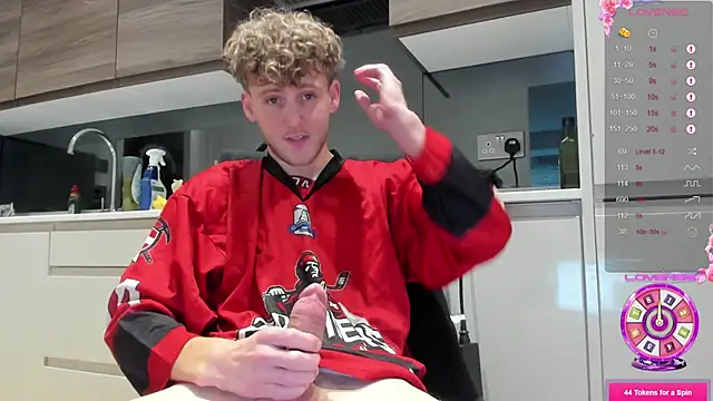 DominantAlex18 online show from March 2026 01:51:02 PM