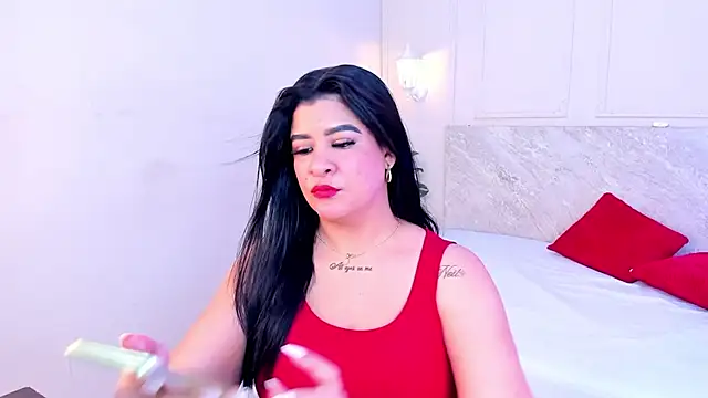 TianaGlow26 online show from November 2025 07:34:02 PM