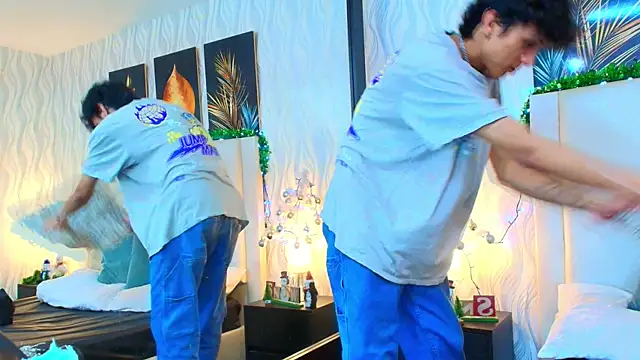 Lean Portman online show from December 2025 09:13:02 PM