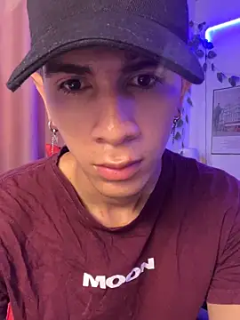 Snapshot of rickyvalentino chatting on September 2025 01:48:02 PM rickyvalentino online show from September 2025 01:48:02 PM
