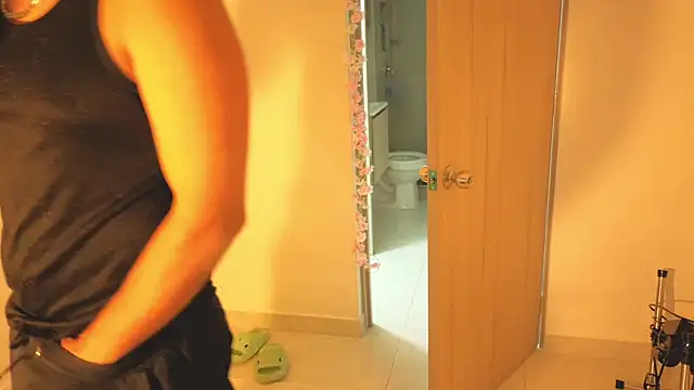 0ne 0f 0ne online show from October 2025 12:44:01 AM