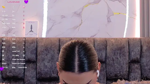 Ava Cristi online show from November 2025 05:56:01 PM