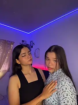 Ashley and Zoe online show from April 2026 03:17:01 PM