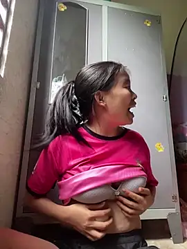 viluna online show from October 2025 02:01:02 AM