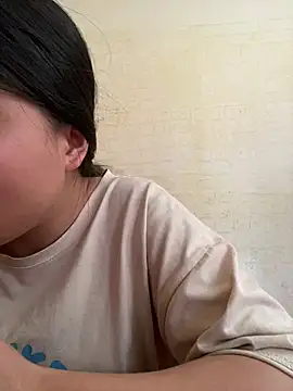 viluna online show from January 2026 05:02:02 AM