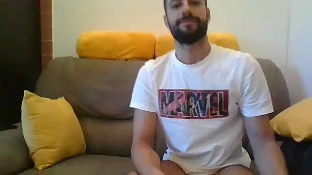 Snapshot of Amicisegreti chatting on November 2025 06:24:02 AM Amicisegreti online show from November 2025 06:24:02 AM