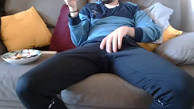 Snapshot of Amicisegreti chatting on November 2025 07:33:02 AM Amicisegreti online show from November 2025 07:33:02 AM