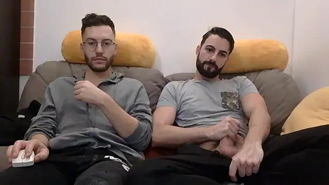 Snapshot of Amicisegreti chatting on December 2025 06:31:01 AM Amicisegreti online show from December 2025 06:31:01 AM