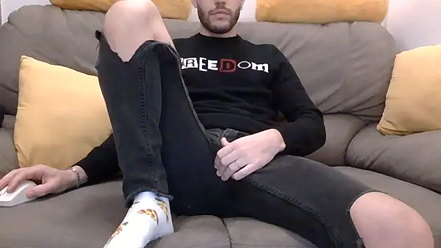 Snapshot of Amicisegreti chatting on December 2025 09:22:02 PM Amicisegreti online show from December 2025 09:22:02 PM