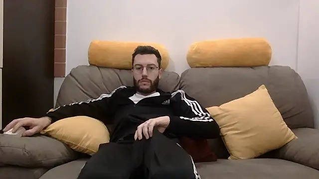 Snapshot of Amicisegreti chatting on January 2026 06:26:01 AM Amicisegreti online show from January 2026 06:26:01 AM