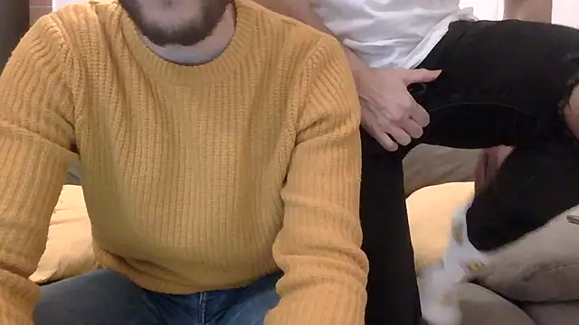 Snapshot of Amicisegreti chatting on January 2026 09:42:01 PM Amicisegreti online show from January 2026 09:42:01 PM