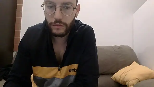 Snapshot of Amicisegreti chatting on January 2026 06:30:02 AM Amicisegreti online show from January 2026 06:30:02 AM