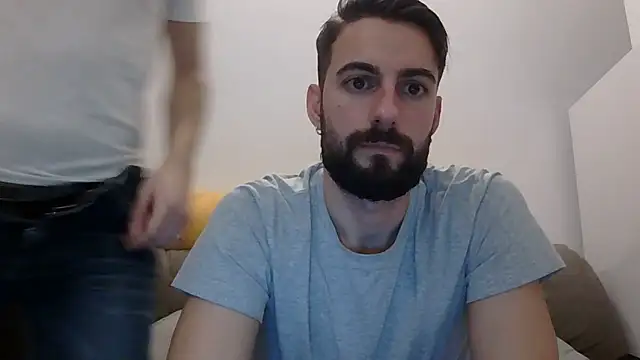 Snapshot of Amicisegreti chatting on February 2026 09:20:01 PM Amicisegreti online show from February 2026 09:20:01 PM