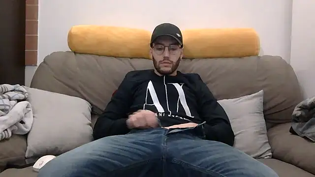 Snapshot of Amicisegreti chatting on February 2026 09:19:01 PM Amicisegreti online show from February 2026 09:19:01 PM