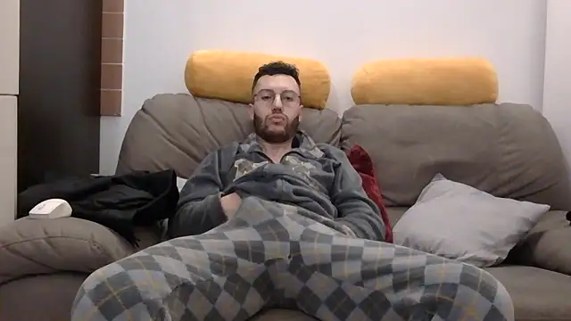 Snapshot of Amicisegreti chatting on February 2026 06:28:02 AM Amicisegreti online show from February 2026 06:28:02 AM