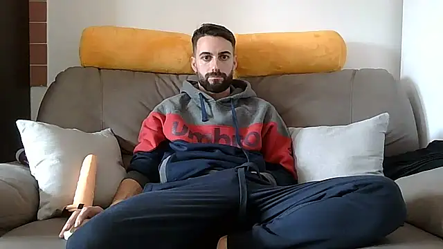 Snapshot of Amicisegreti chatting on February 2026 12:12:01 PM Amicisegreti online show from February 2026 12:12:01 PM