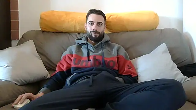 Snapshot of Amicisegreti chatting on February 2026 11:54:01 AM Amicisegreti online show from February 2026 11:54:01 AM