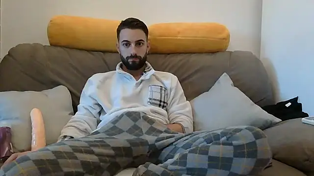 Snapshot of Amicisegreti chatting on February 2026 06:36:02 AM Amicisegreti online show from February 2026 06:36:02 AM