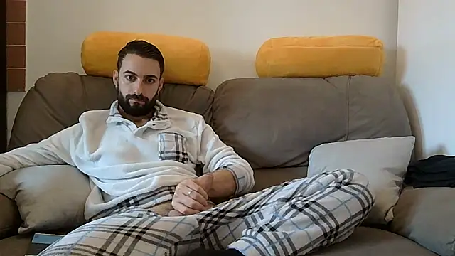 Snapshot of Amicisegreti chatting on March 2026 08:10:02 AM Amicisegreti online show from March 2026 08:10:02 AM