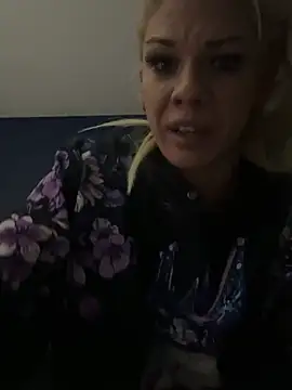 DesireableBlonde online show from May 2026 10:33:01 AM