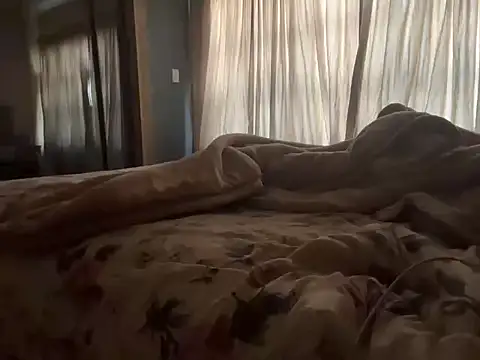 Cianda24 online show from October 2025 05:26:02 AM