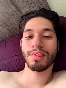 Snapshot of pitudo1313wuero chatting on October 2025 10:06:02 PM pitudo1313wuero online show from October 2025 10:06:02 PM