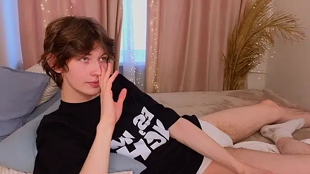  Den1s  online show from February 2026 12:53:02 PM