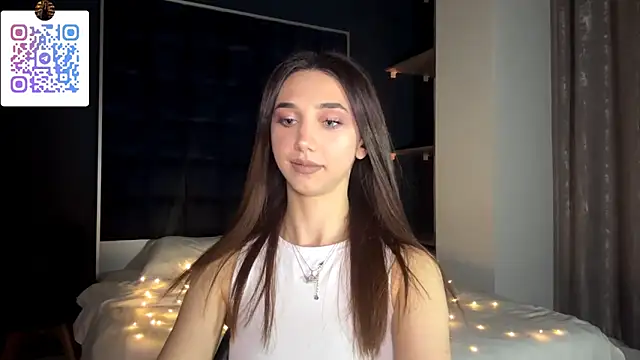 LinaMour online show from March 2026 10:27:02 PM