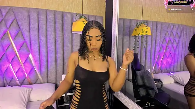 SkylerBloomm online show from March 2026 04:02:02 AM