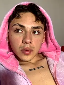 Snapshot of Vittorio_19 chatting on September 2025 07:52:02 AM Vittorio 19 online show from September 2025 07:52:02 AM